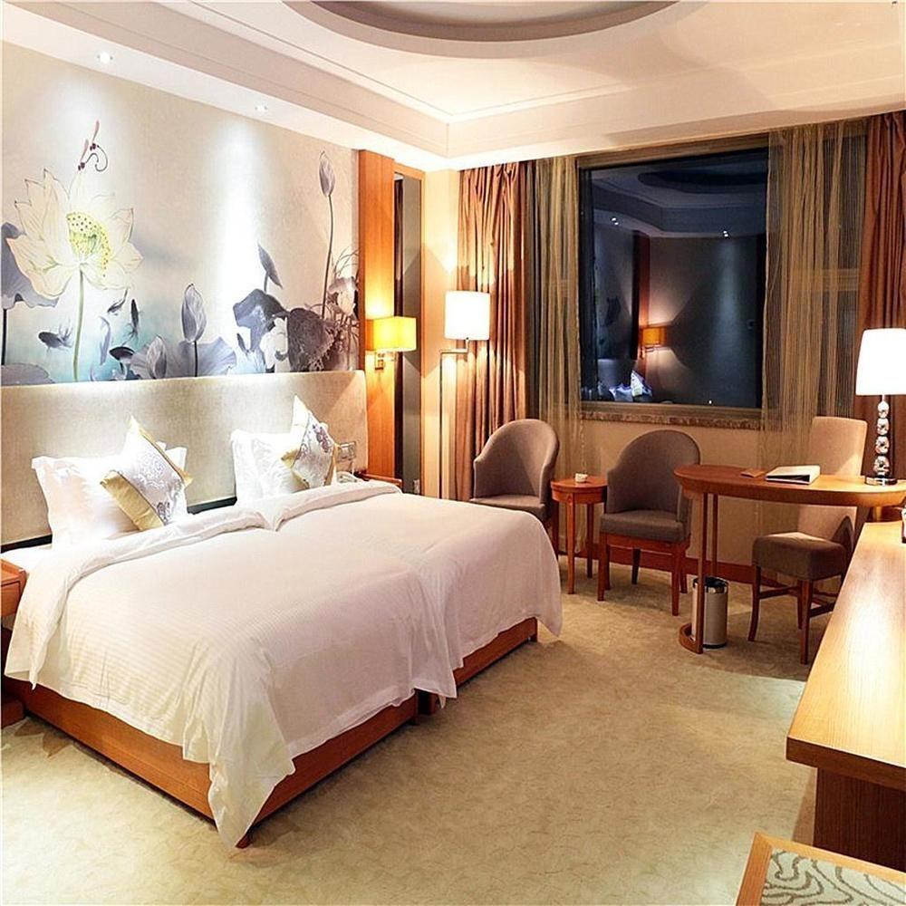 The Grand Plaza Hotel Ji'an  Exterior photo