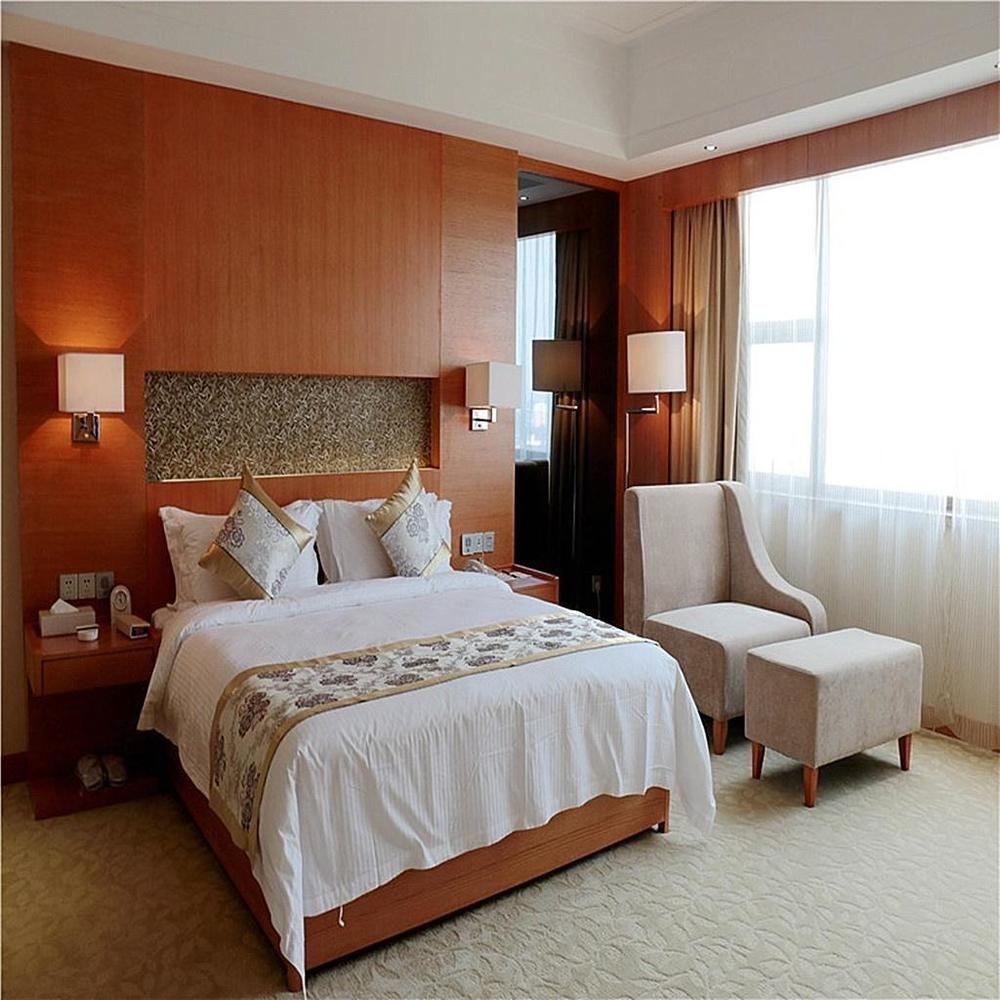 The Grand Plaza Hotel Ji'an  Exterior photo