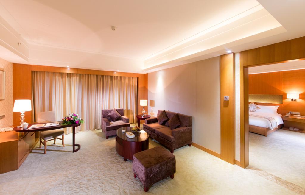 The Grand Plaza Hotel Ji'an  Room photo